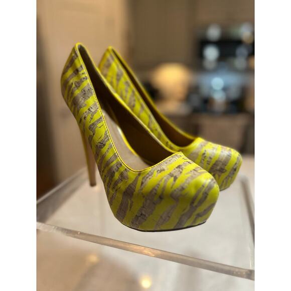 Qupid Platform High Heels Yellow Tiger Stripes Women's 8.5 - Picture 6 of 7